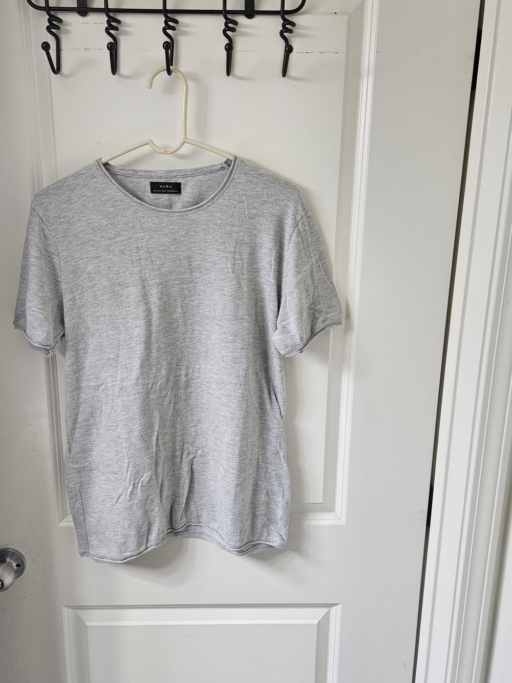 Zara Men Crew Neck T-Shirt - Light Gray